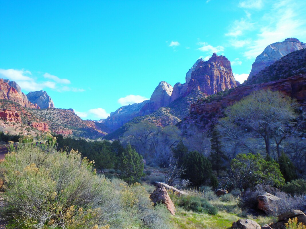 A photograph of Zion Canyon in Zion National Park, near the Emerald Pools Trail